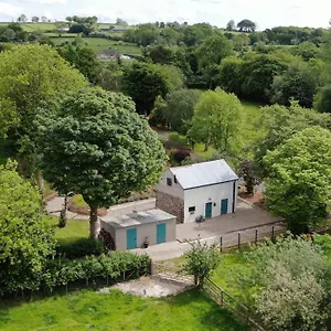 Villa Blackshaw's, Scolboa